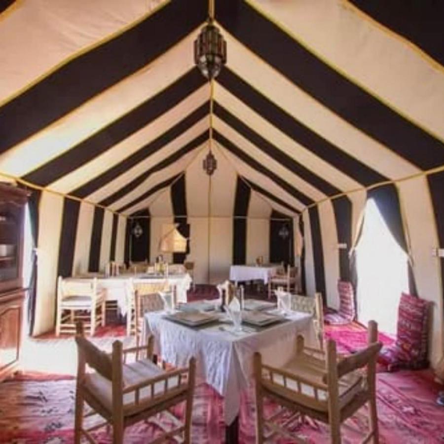 Silver Luxury Camp Merzouga Bagian luar foto
